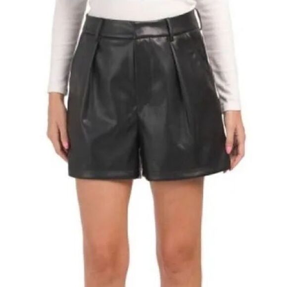 7 For All Mankind Faux Leather Pleated Shorts - Picture 1 of 9